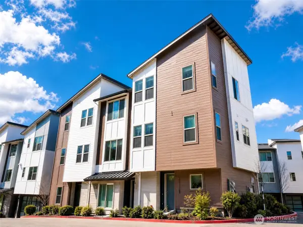 13657 SE 67th Lane, Newcastle, WA 98059