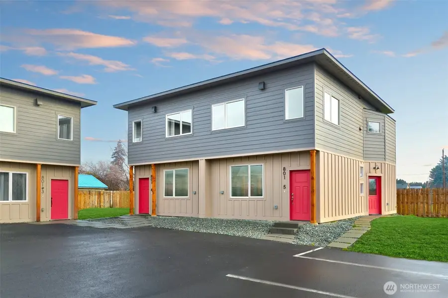 801 N 16th Avenue #2, Yakima, WA 98902 - #3