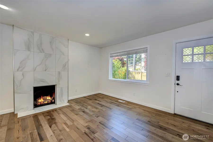 3806 35th Avenue W #Unit 1, Seattle, WA 98199 - #3