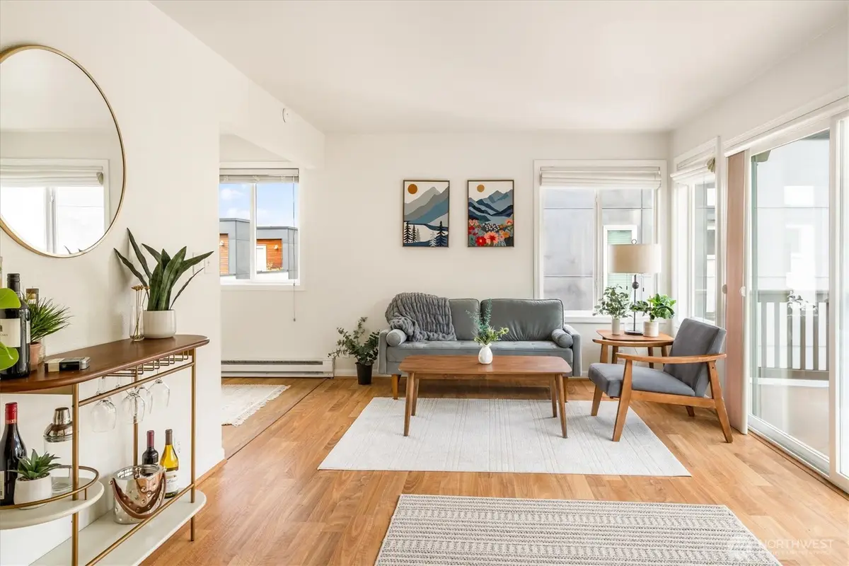 2552 14th Avenue W #403, Seattle, WA 98119 - #1