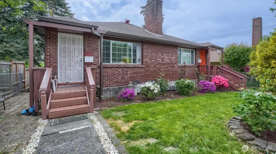 4207 S Bateman Street, Seattle, WA 98118 - #2