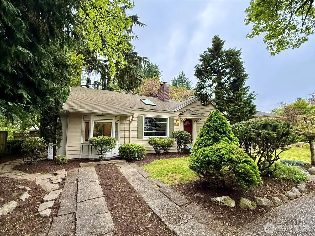 2113 NE 81st Place, Seattle, WA 98115 - #1