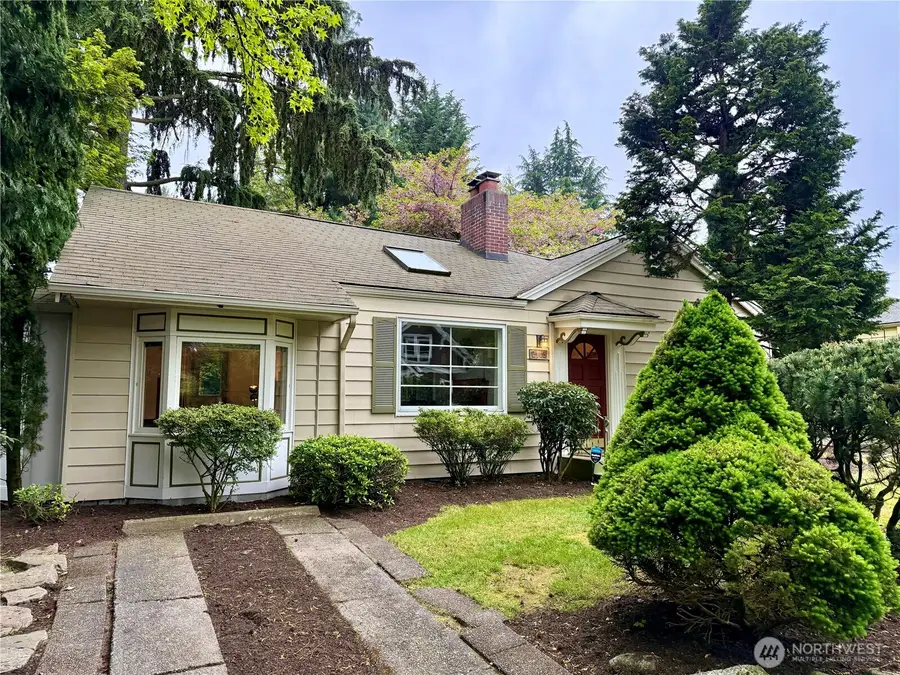2113 NE 81st Place, Seattle, WA 98115 - #2