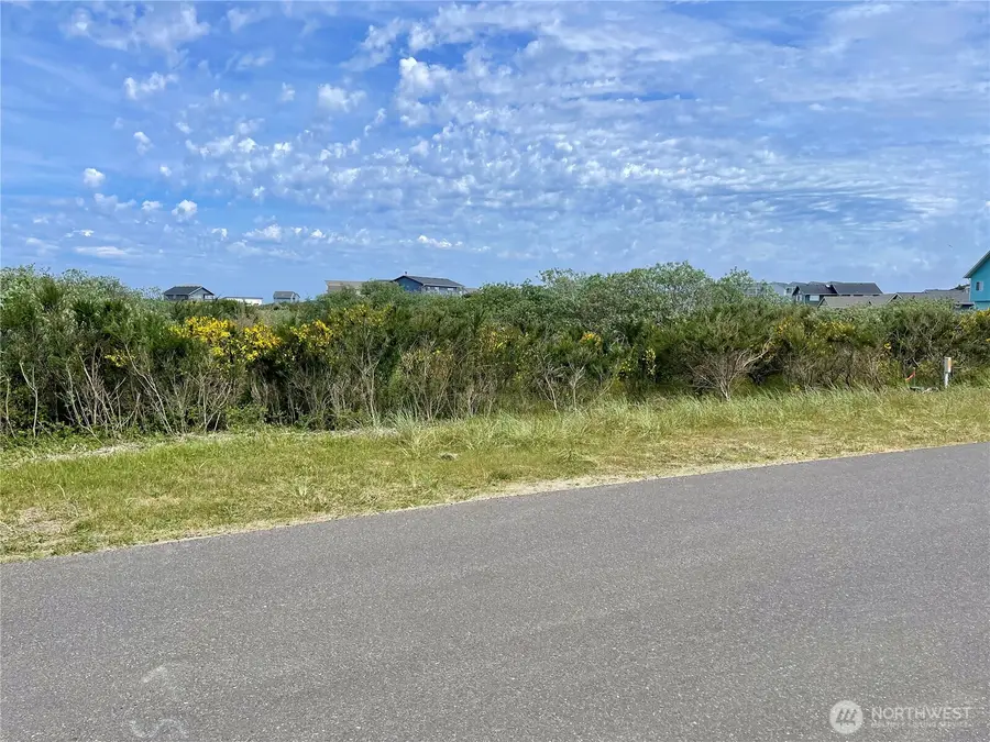 1410 Diamond Head Avenue Sw #36, Ocean Shores, WA 98569 - #2