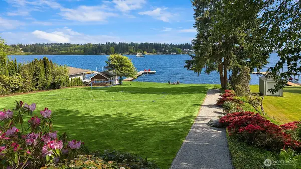 8625 NE Juanita Drive, Kirkland, WA 98034