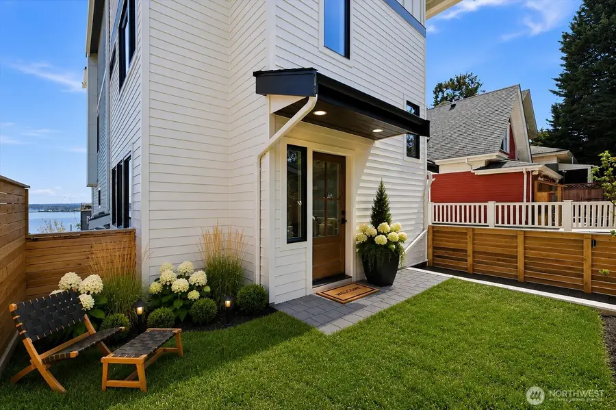 909 32nd Avenue S #B, Seattle, WA 98144 - #2