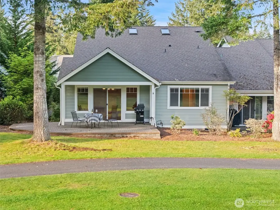 321 E Soderberg Road #D-12, Allyn, WA 98524 - #2