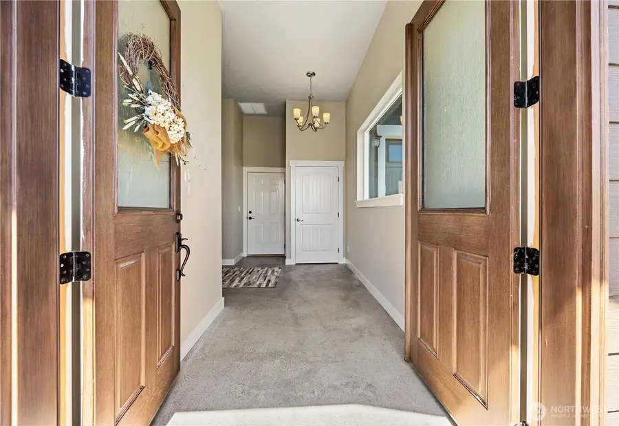 827 Madeleine Court, East Wenatchee, WA 98802 - #3