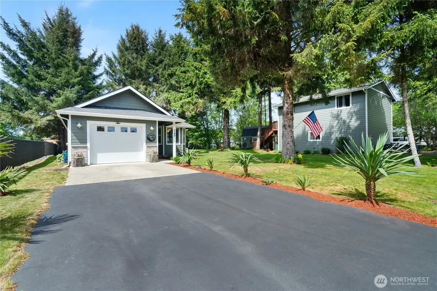 745 Albion Avenue Se, Ocean Shores, WA 98569 - #2
