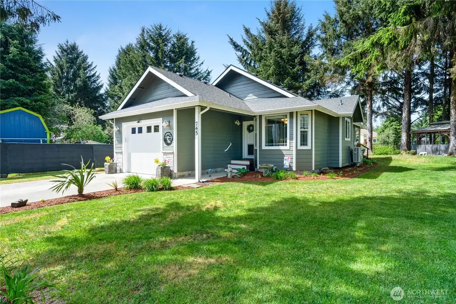 745 Albion Avenue Se, Ocean Shores, WA 98569 - #3