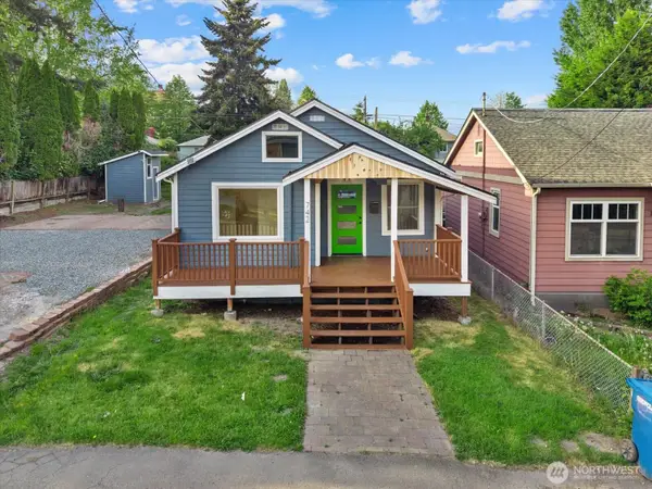 742 S Director Street, Seattle, WA 98108