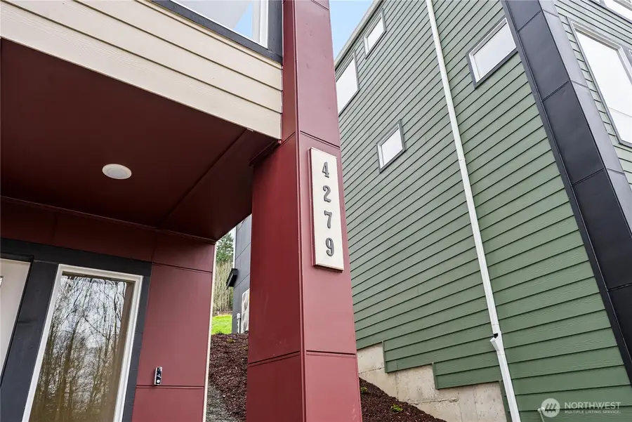 4279 Aberdeen Way Ne, Renton, WA 98056 - #3