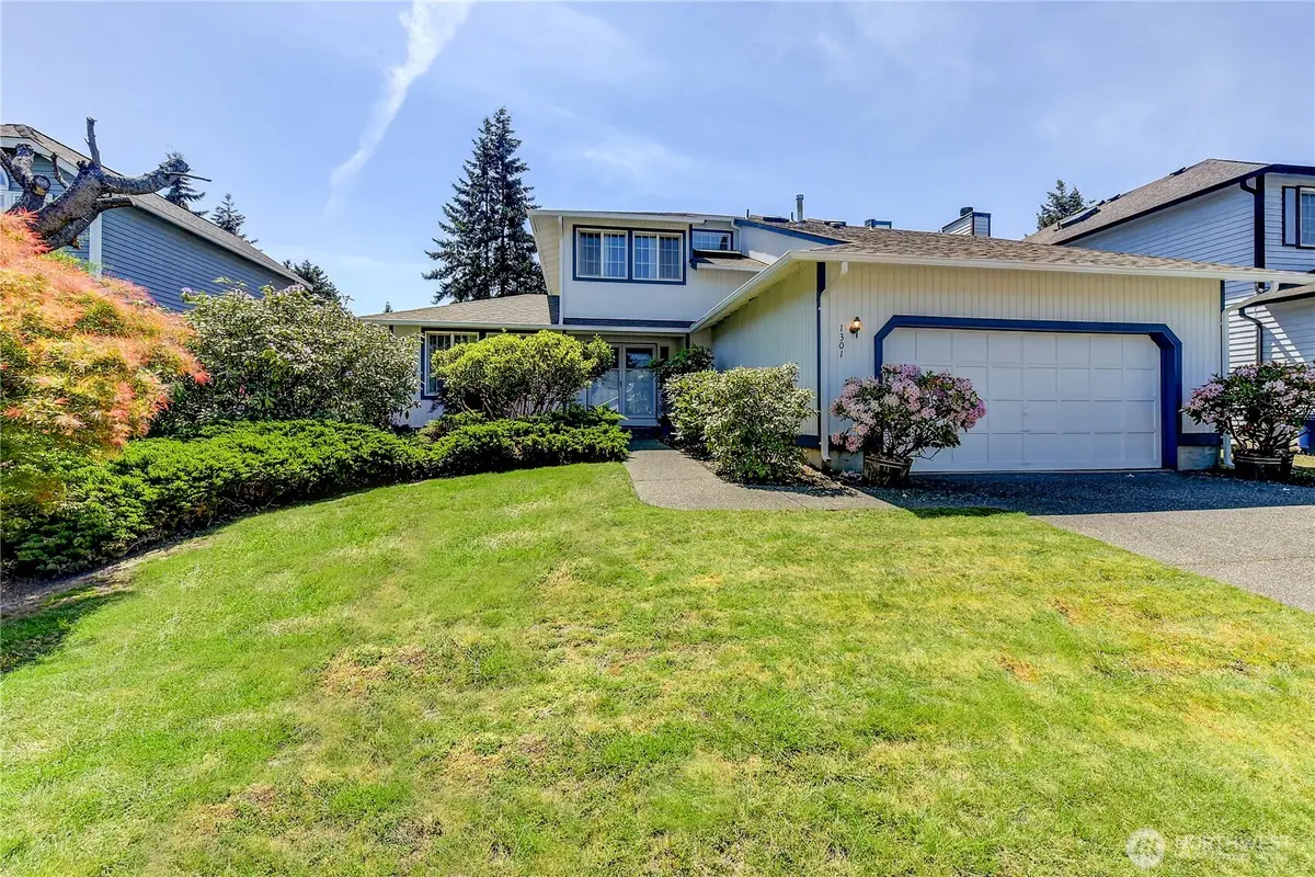 1301 S 236th Place, Des Moines, WA 98198 - #1