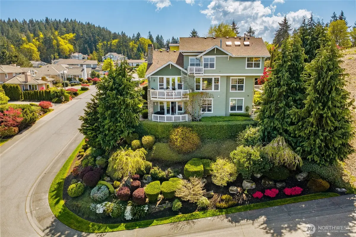 8305 144th Avenue Se, Newcastle, WA 98059 - #1