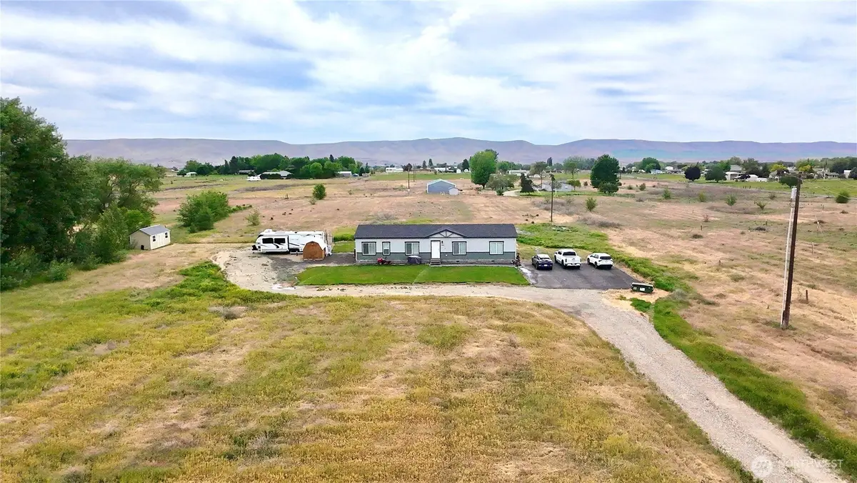 174958 W Apricot Rd, Grandview, WA 98930 - #1