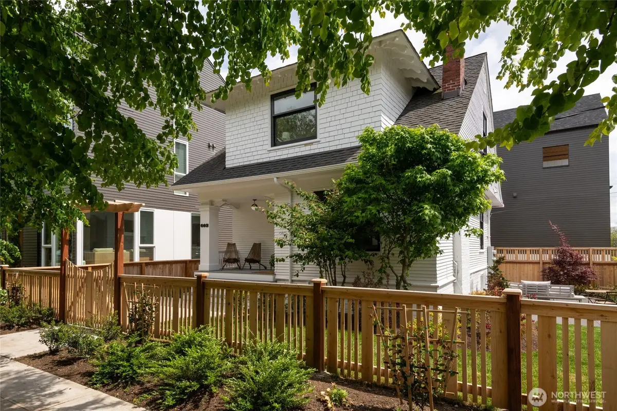 602 18th Avenue E, Seattle, WA 98112 - #1