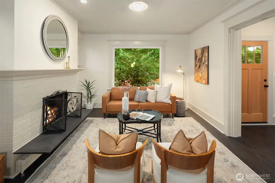 602 18th Avenue E, Seattle, WA 98112 - #3