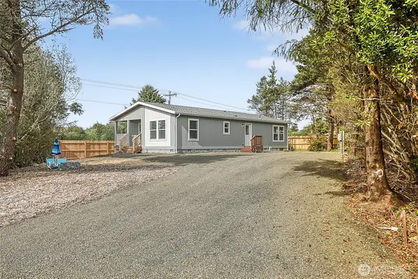 300 Marine View Drive Sw, Ocean Shores, WA 98569