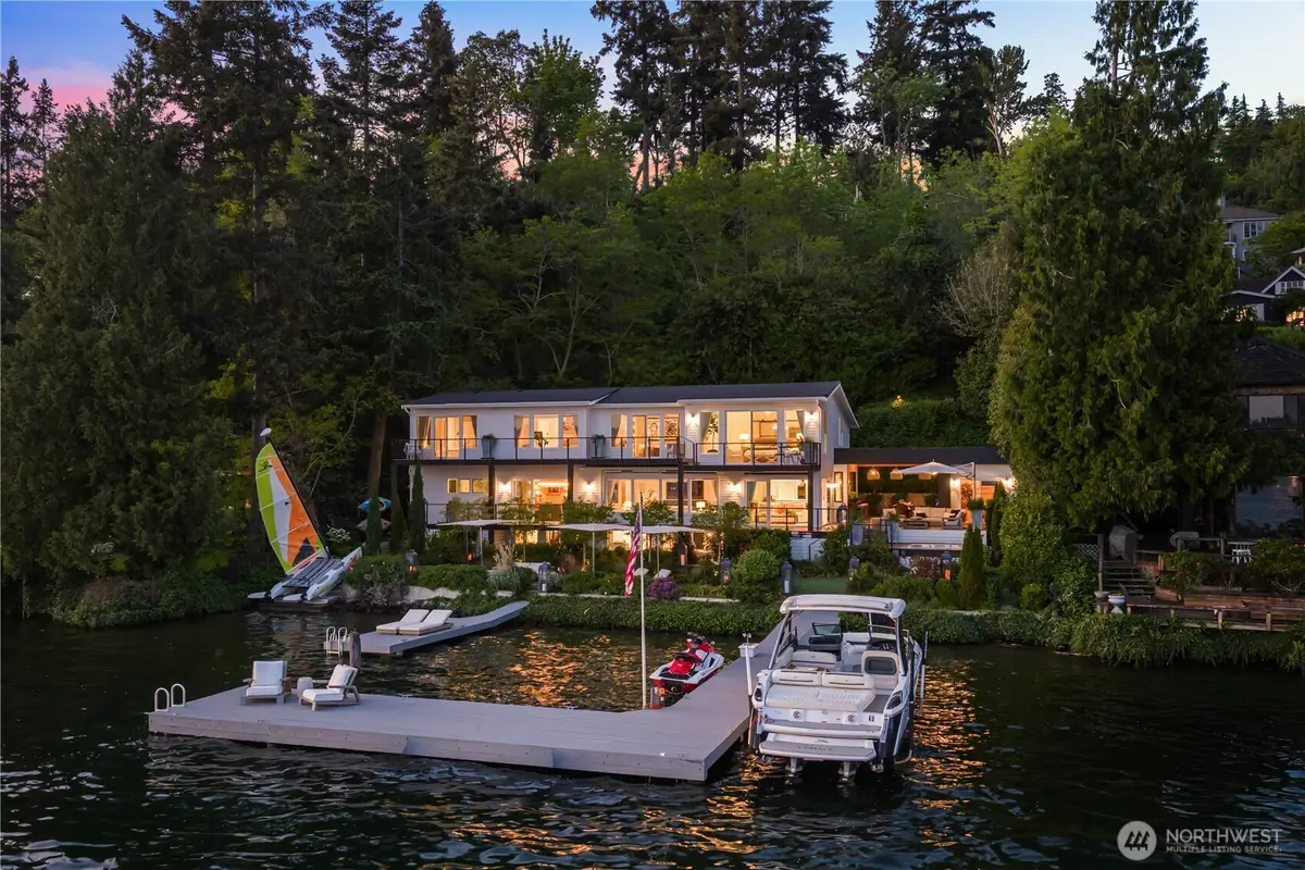8097 W Mercer Way, Mercer Island, WA 98040 - #1