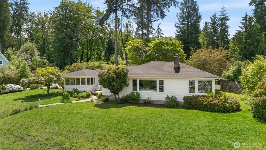 5930 Rose Loop Ne, Bainbridge Island, WA 98110 - #3