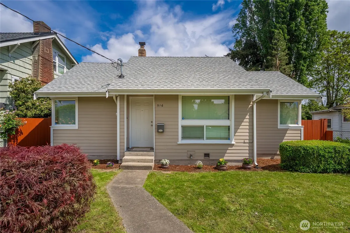 516 Pelly Avenue N, Renton, WA 98057 - #1
