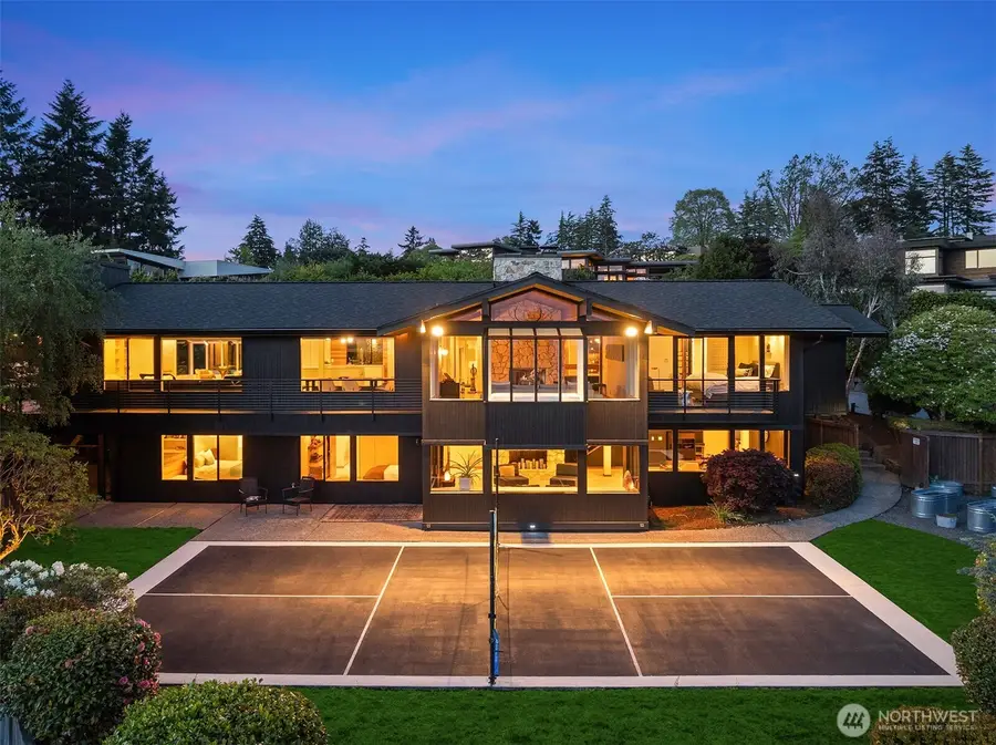 9242 NE 14th Street, Clyde Hill, WA 98004 - #2