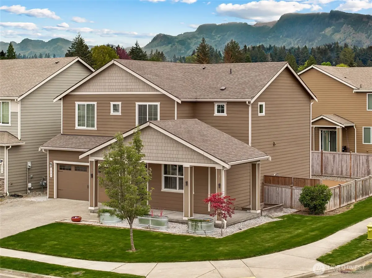 201 Grennan Lane N, Enumclaw, WA 98022 - #1