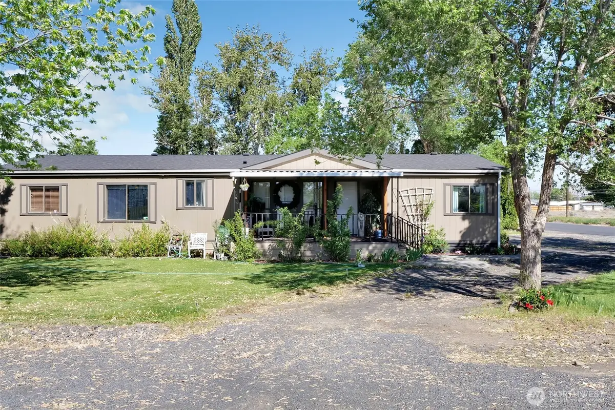 4379 Jackie Drive Ne, Moses Lake, WA 98837 - #1