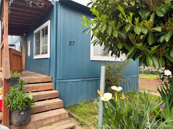 24500 Russell Road #27, Kent, WA 98032