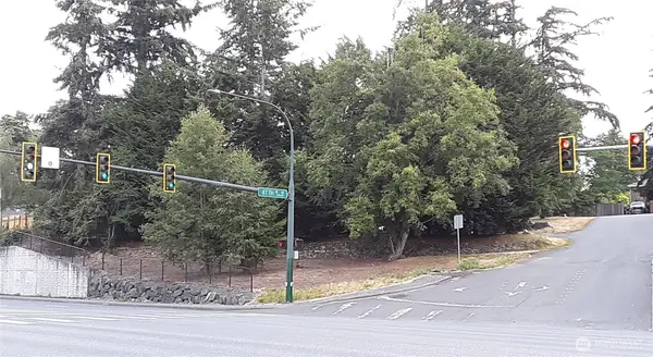 4629 Evergreen Way #16-17-18, Everett, WA 98203