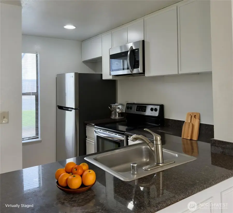 8013 NE 177th Court #403, Kenmore, WA 98028 - #3