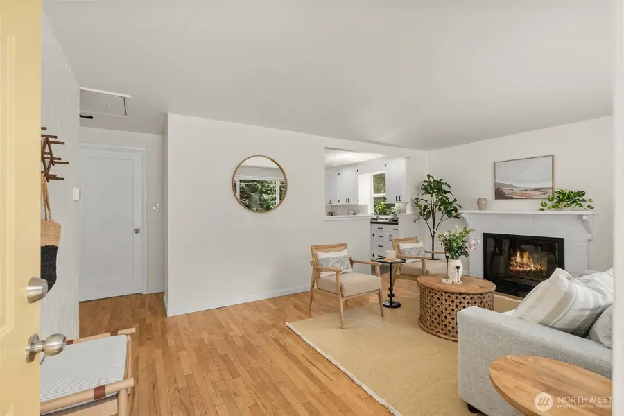 14032 Stone Avenue N, Seattle, WA 98133 - #3