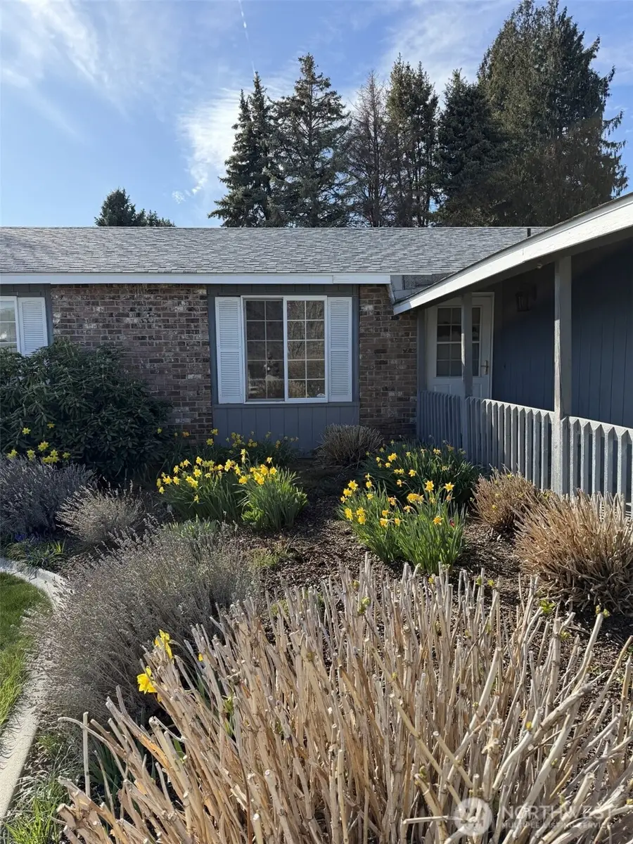 660 N Keller, East Wenatchee, WA 98802 - #2