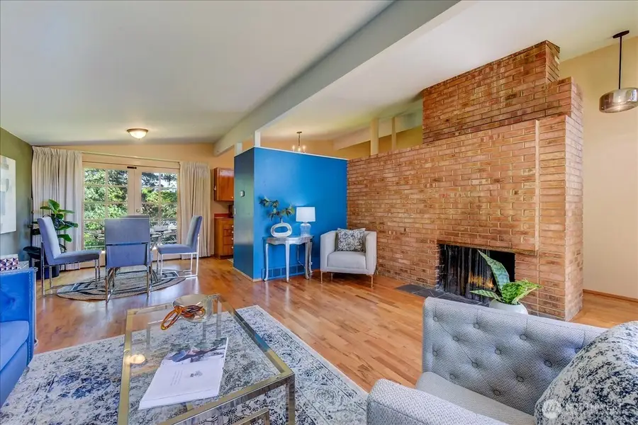 2102 N 171st Street, Shoreline, WA 98133 - #3