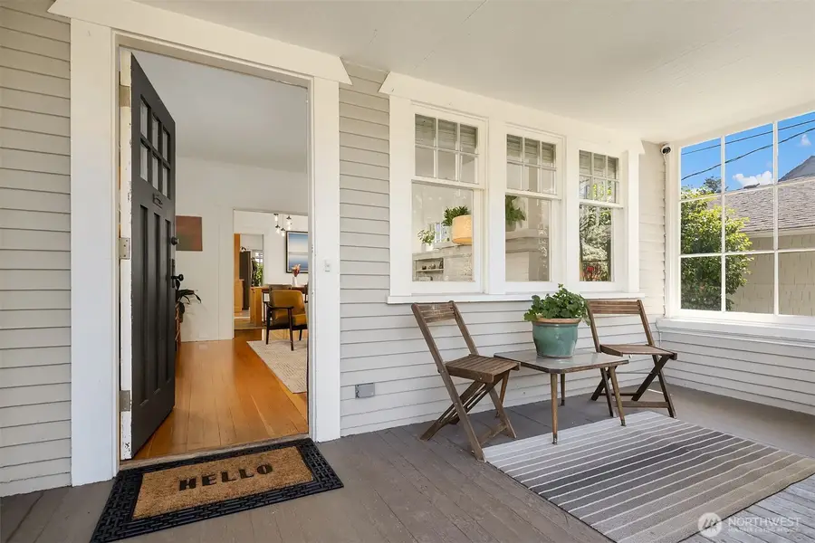 4740 4th Avenue Ne, Seattle, WA 98105 - #2