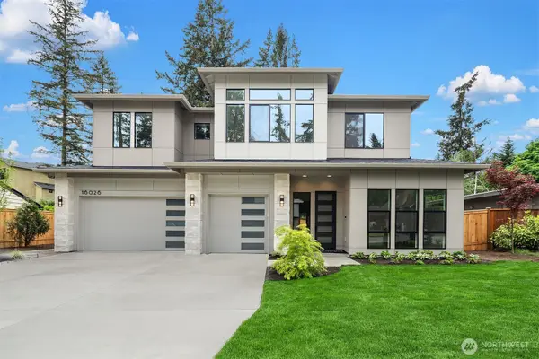 16026 Main Street, Bellevue, WA 98008