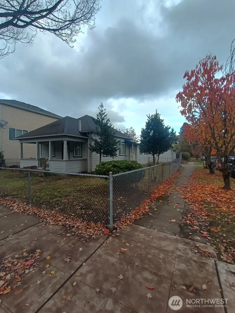 1922 15th Avenue S, Seattle, WA 98144 - #2