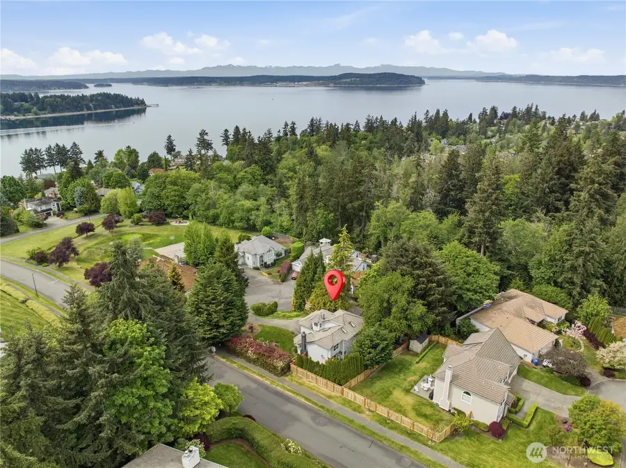 209 Casey Court, Steilacoom, WA 98388 - #2