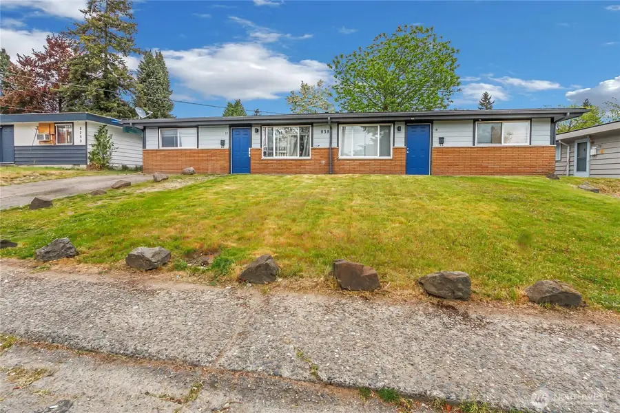 838 Harrington Avenue Ne, Renton, WA 98056 - #2