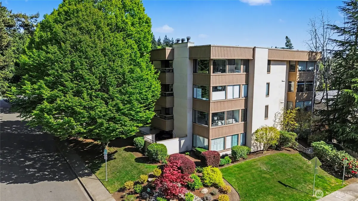 10101 SE 3rd Street #202, Bellevue, WA 98004 - #1