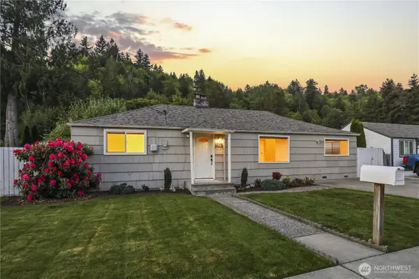3608 SE 5th Place, Renton, WA 98058