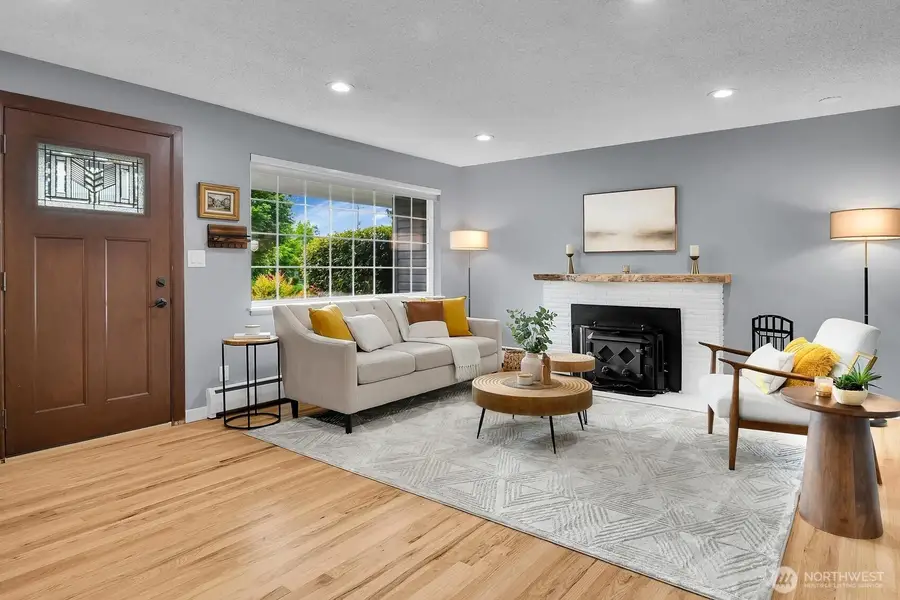 8627 34th Avenue Sw, Seattle, WA 98126 - #3