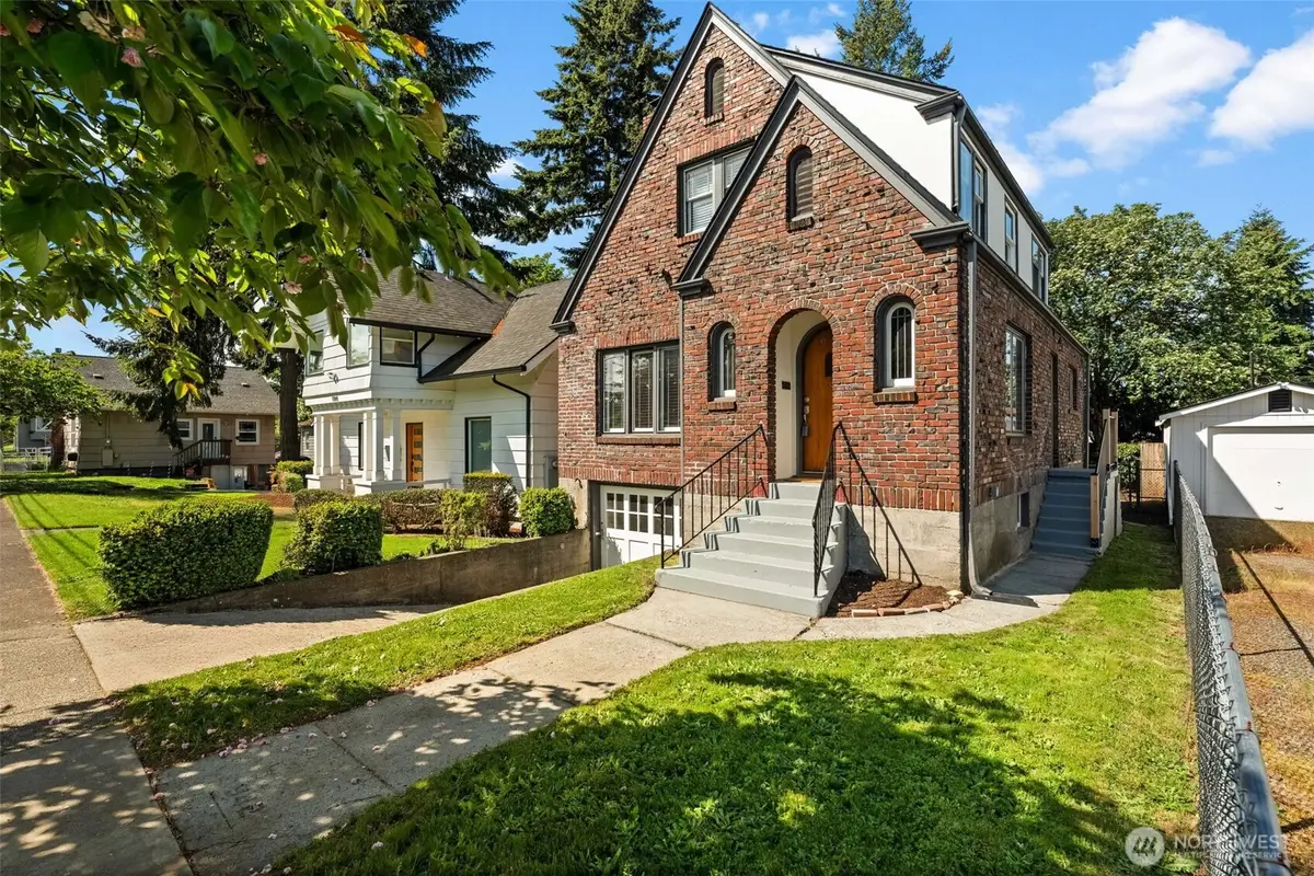 942 S Ridgewood Avenue, Tacoma, WA 98405 - #1