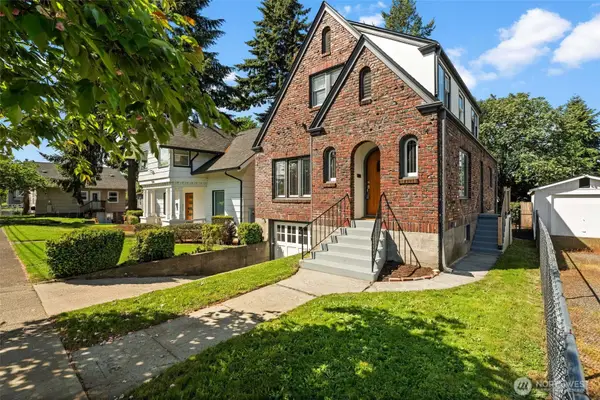942 S Ridgewood Avenue, Tacoma, WA 98405