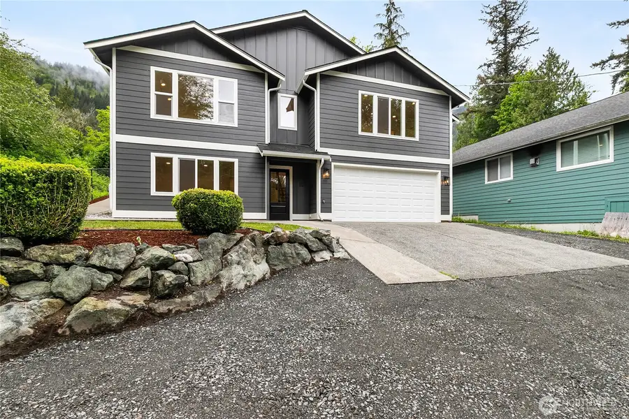 521 Rainbow Drive, Sedro Woolley, WA 98284 - #3