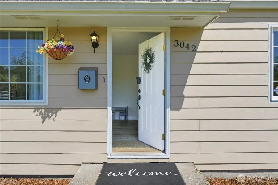 3042 Field Street, Longview, WA 98632 - #3