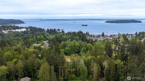 2638 Oregon Street E, Port Orchard, WA 98366