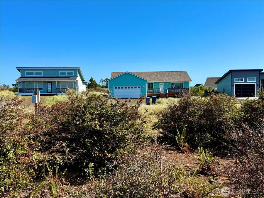 408 N Bel Air Loop Sw #2, Ocean Shores, WA 98569 - #3