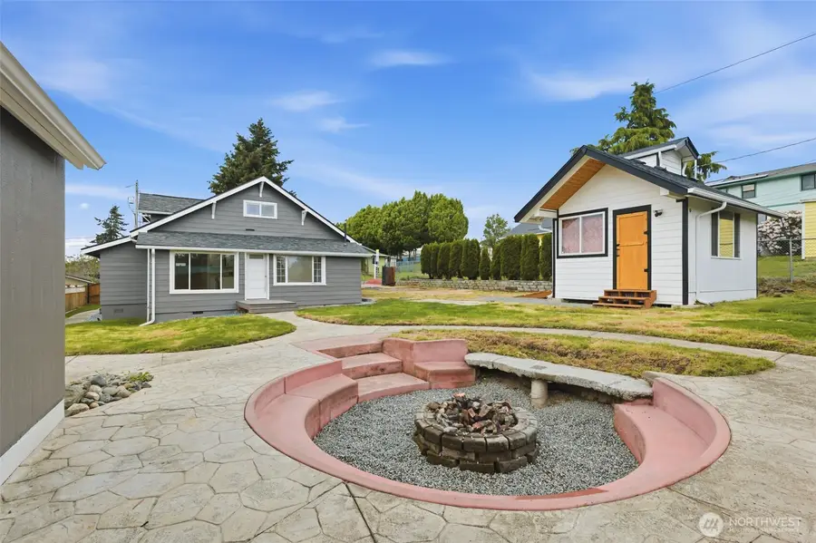 2012 E Gregory Street, Tacoma, WA 98404 - #2