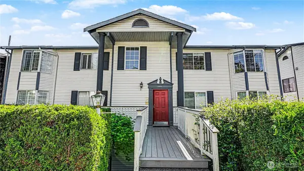 3416 161st Court Se #38, Bellevue, WA 98008